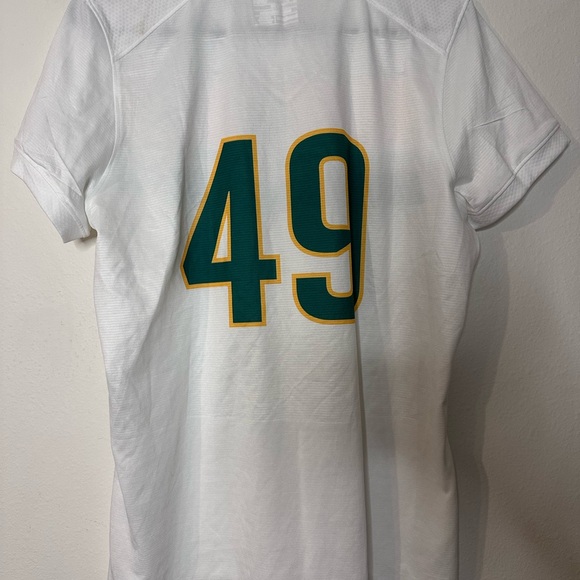 Under Armour White and Green Soccer Jersey - Picture 4 of 6